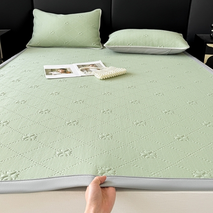 91家纺网 家纺一手货源 找家纺 （总）吉祥家纺 2025新款提花四叶草凉席床席款