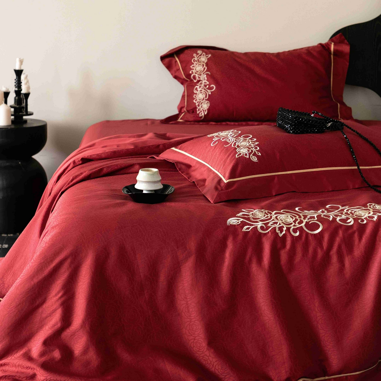 91家纺网 家纺一手货源 找家纺 涞澳家纺 2025新款婚庆款四件套 永恒爱恋