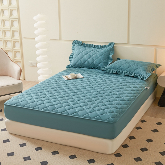 91家纺网 家纺一手货源 找家纺 怡源梦 2025新款蝶恋系列亲肤棉夹棉床笠 蓝色