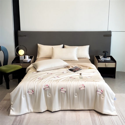91家纺网 家纺一手货源 找家纺 （总）眷恋家纺 2025新款水洗真丝夏被四件套-满绣系列