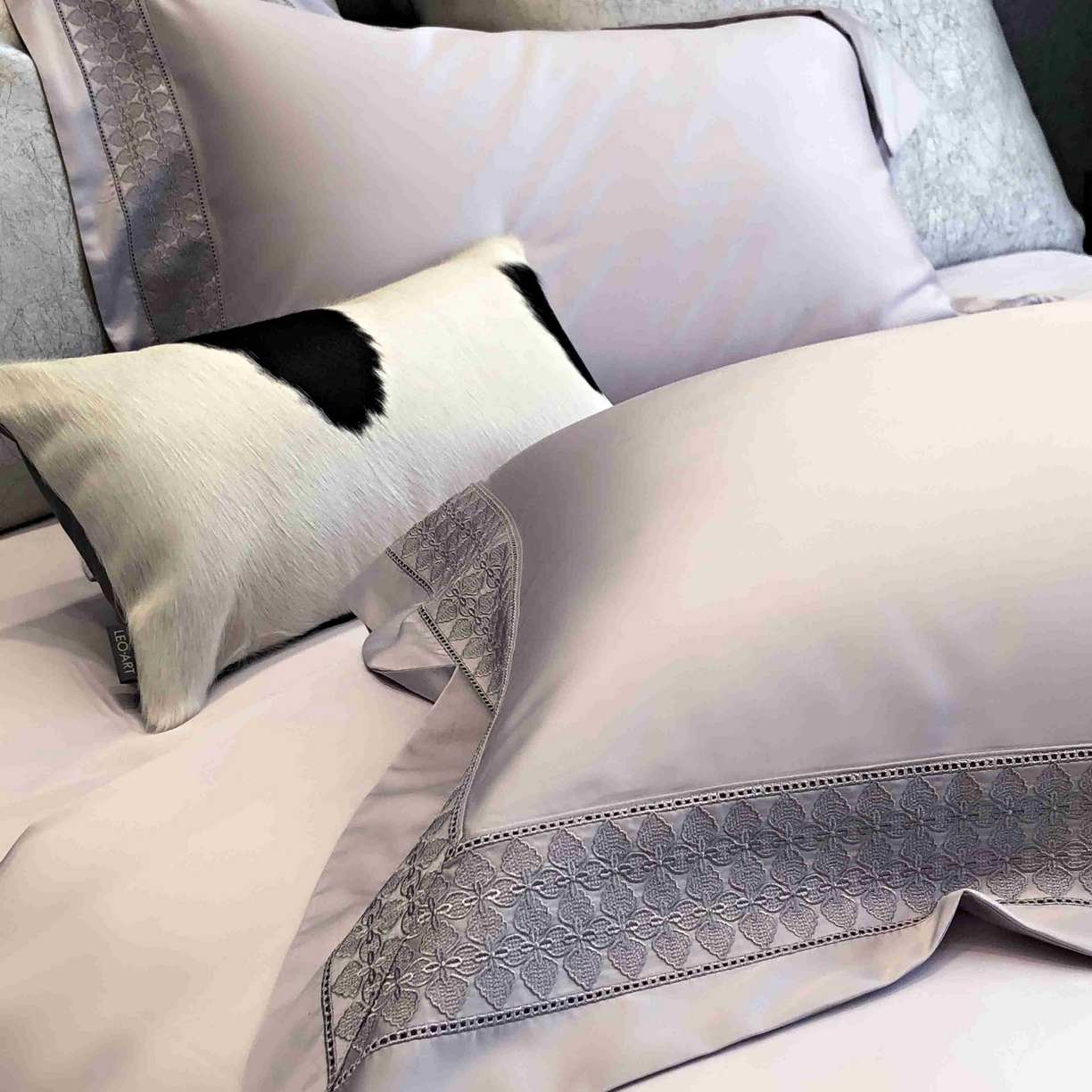 91家纺网 家纺一手货源 找家纺 涞澳家纺 2025新款60S天丝棉花边款四件套-星雅 星雅-紫玉兰