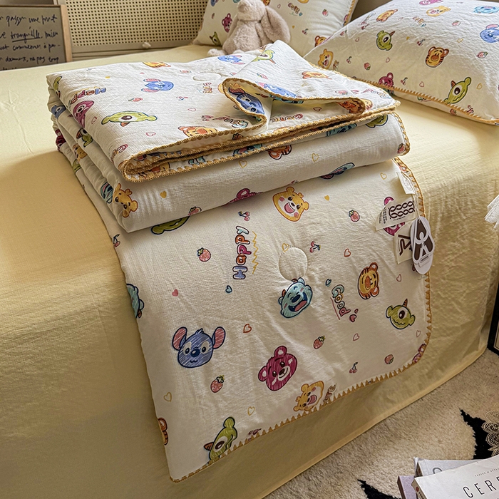 91家纺网 家纺一手货源 找家纺 星巴k家纺 2025新款春夏云感双层纱A类母婴级三角针夏被贝壳边夏凉被贝壳绣【可提供买家秀】 贝壳绣-维尼伙伴