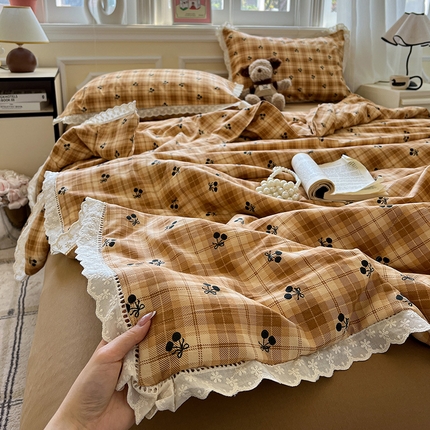 水墨江南 2025新款全棉镂空花边夏被四件套 格子樱桃