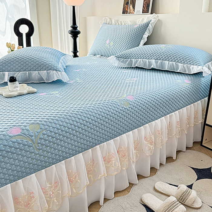 91家纺网 家纺一手货源 找家纺 提花大世界 2025新款A类PE乙纶冰丝凉感三色织550克冰豆豆凉席床裙软凉席 郁金香—PE蓝