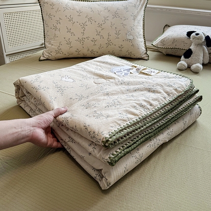 星巴k家纺 2025新款春夏云感双层纱A类母婴级三角针夏被贝壳边夏凉被贝壳绣【可提供买家秀】 贝壳绣-森田小兔