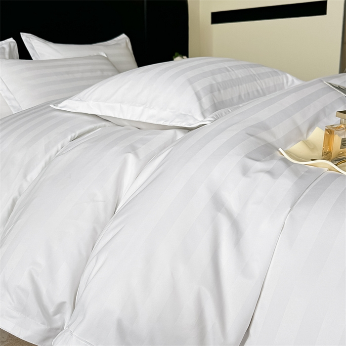 91家纺网 家纺一手货源 找家纺 （总）梦庭帛美  2025新款酒店布草段条飞边款四件套