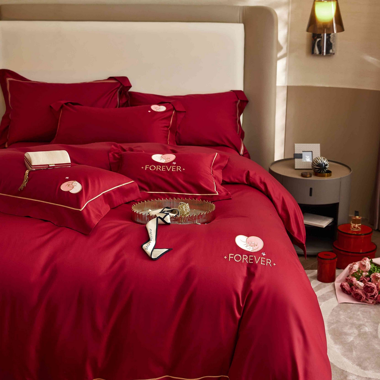 91家纺网 家纺一手货源 找家纺 涞澳家纺 2025新款婚庆款四件套 巴黎之爱