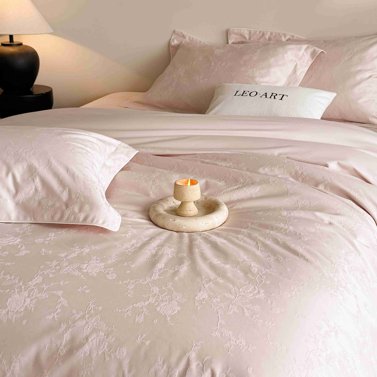 91家纺网 家纺一手货源 找家纺 涞澳家纺 2025新款全棉提花四件套 美玲-贝壳粉 