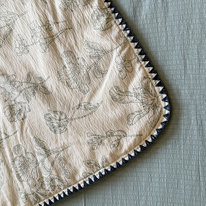 91家纺网 家纺一手货源 找家纺 星巴k家纺 2025新款春夏云感双层纱A类母婴级三角针夏被贝壳边夏凉被贝壳绣【可提供买家秀】 贝壳绣-海像森林