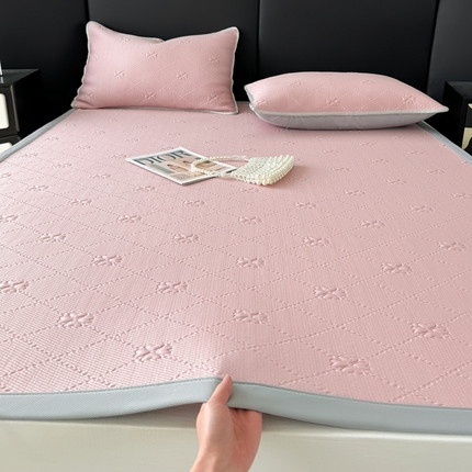 91家纺网 家纺一手货源 找家纺 （总）吉祥家纺 2025新款提花四叶草凉席床席款