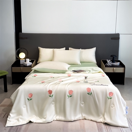 91家纺网 家纺一手货源 找家纺 （总）眷恋家纺 2025新款水洗真丝夏被四件套-满绣系列