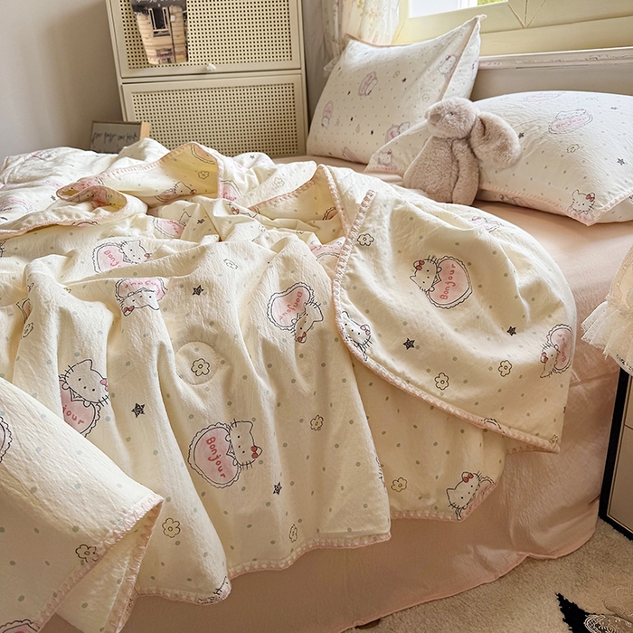 91家纺网 家纺一手货源 找家纺 星巴k家纺 2025新款春夏云感双层纱A类母婴级三角针夏被贝壳边夏凉被贝壳绣【可提供买家秀】 贝壳绣-爱心KT