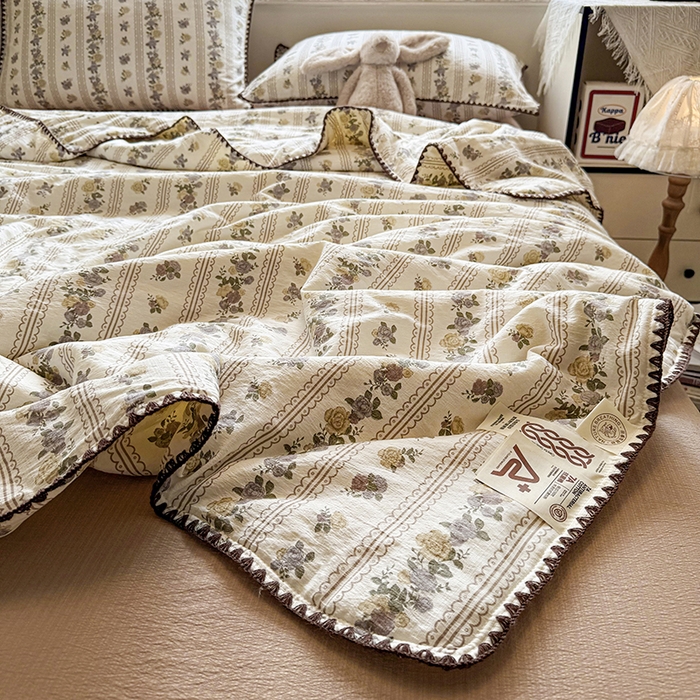 91家纺网 家纺一手货源 找家纺 星巴k家纺 2025新款春夏云感双层纱A类母婴级三角针夏被贝壳边夏凉被贝壳绣【可提供买家秀】 贝壳绣-玫瑰哒