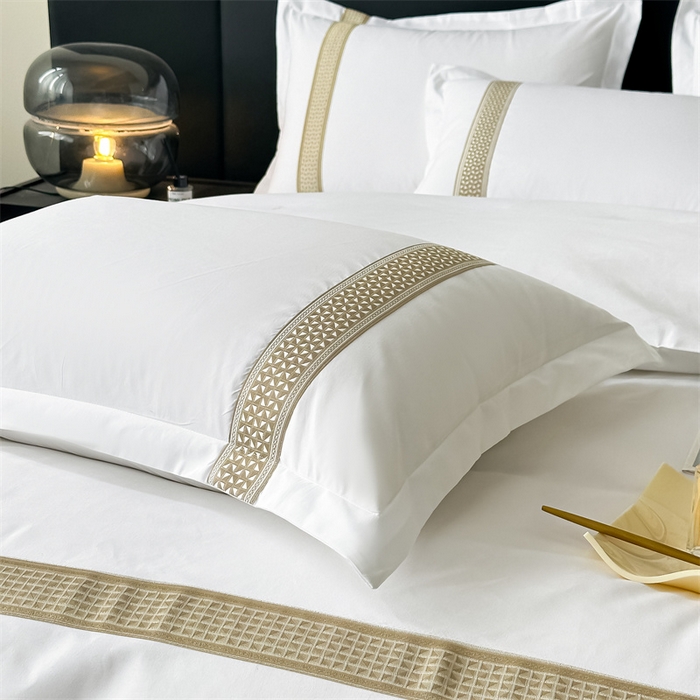 91家纺网 家纺一手货源 找家纺 梦庭帛美 2025新款宾馆刺绣四件套 古巴-卡其