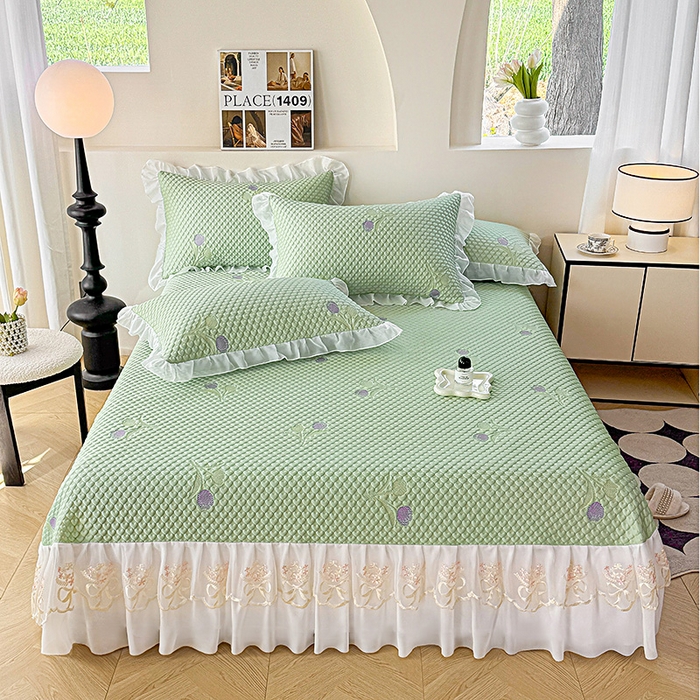 91家纺网 家纺一手货源 找家纺 提花大世界 2025新款A类PE乙纶冰丝凉感三色织550克冰豆豆凉席床裙软凉席 郁金香—PE绿