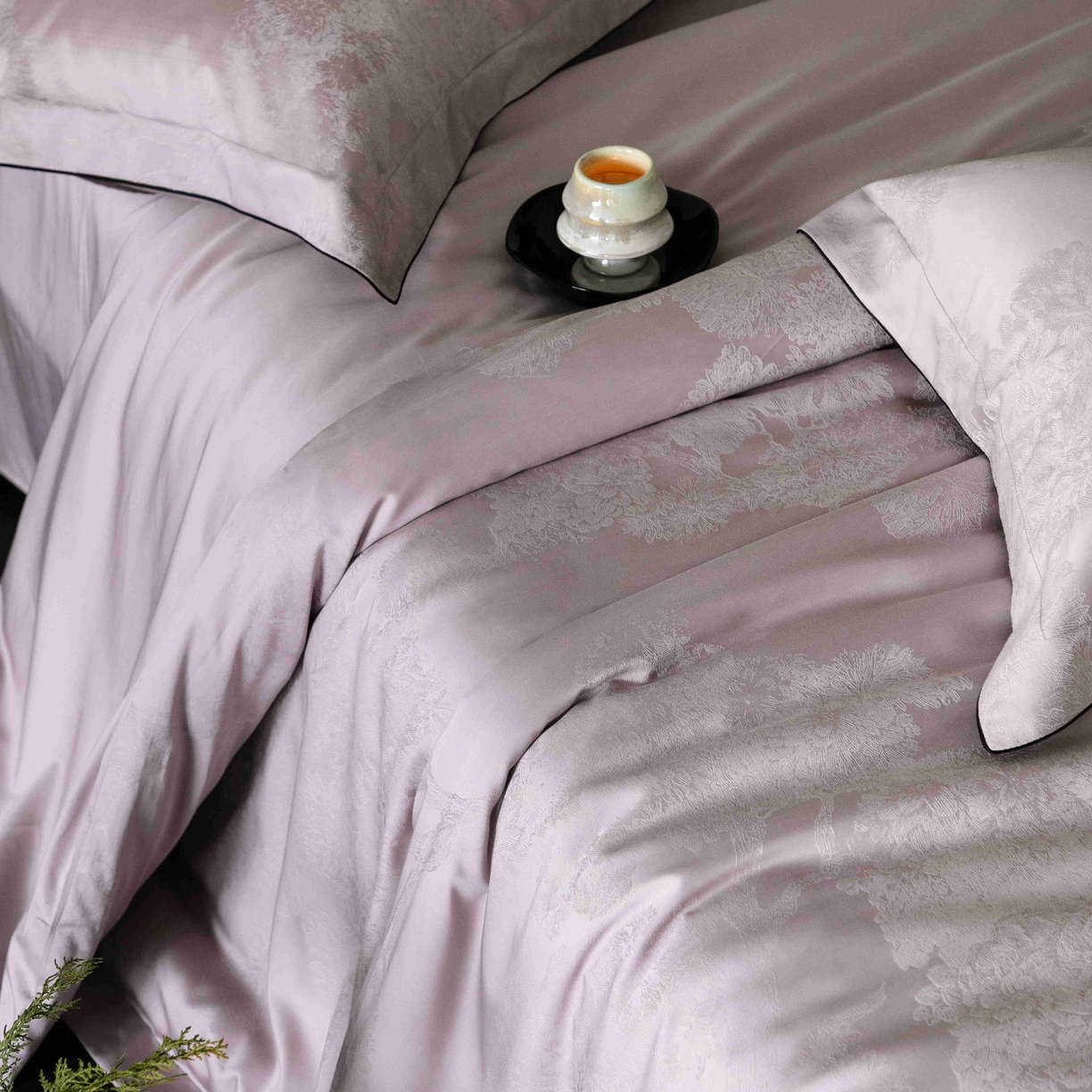 91家纺网 家纺一手货源 找家纺 涞澳家纺 2025新款60支天丝棉提花四件套 花砚-紫灰
