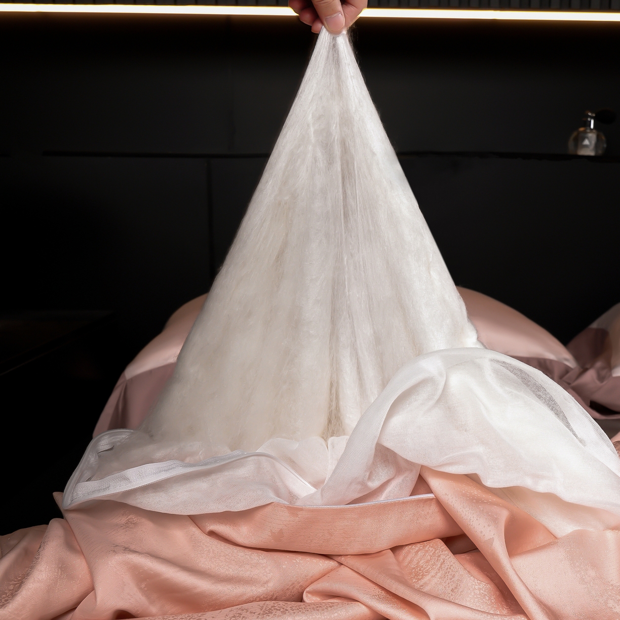 91家纺网 家纺一手货源 找家纺 2025新款太湖蚕丝被 彩云追蝶