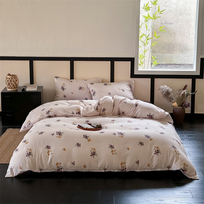 91家纺网 家纺一手货源 找家纺 窝米 2025春季新品全棉双层纱油画风花卉四件套系列（梦境花园、花研巧语） 枇杷园