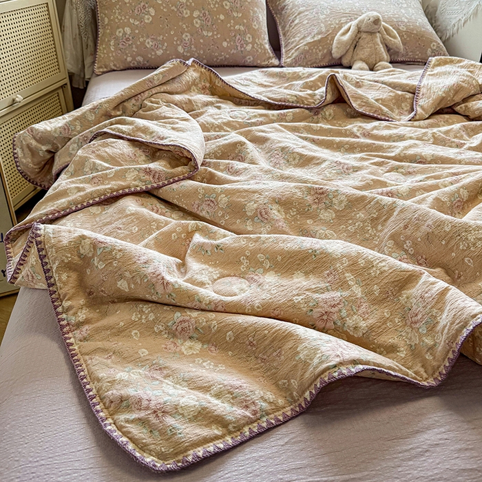 91家纺网 家纺一手货源 找家纺 星巴k家纺 2025新款春夏云感双层纱A类母婴级三角针夏被贝壳边夏凉被贝壳绣【可提供买家秀】 贝壳绣-爱如星辰