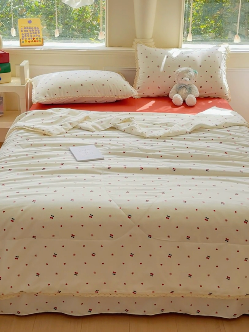 91家纺网 家纺一手货源 找家纺 可思家纺 2025新款针织棉双层纱夏被 小樱桃