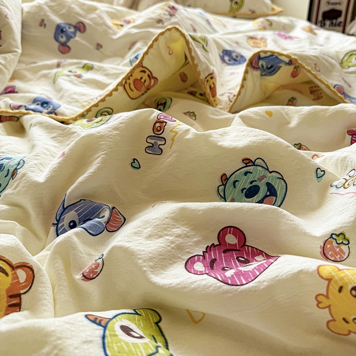 91家纺网 家纺一手货源 找家纺 星巴k家纺 2025新款春夏云感双层纱A类母婴级三角针夏被贝壳边夏凉被贝壳绣【可提供买家秀】 贝壳绣-维尼伙伴