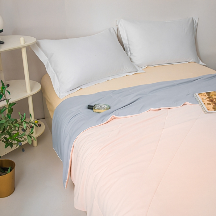 91家纺网 家纺一手货源 找家纺 凌云家纺 2025新款100%锦伦冰丝夏被空调被 粉灰