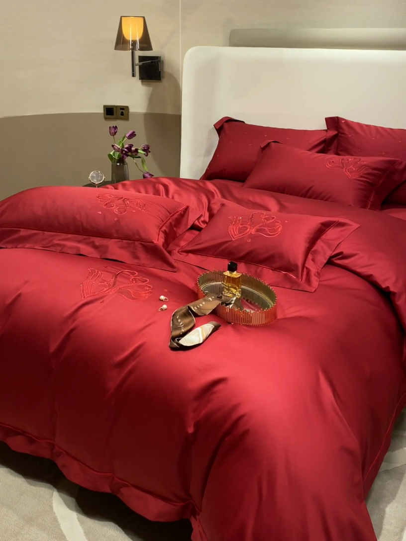 91家纺网 家纺一手货源 找家纺 涞澳家纺 2025新款婚庆款四件套 唯美婚礼