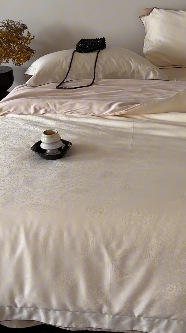 91家纺网 家纺一手货源 找家纺 涞澳家纺 2025新款60支天丝棉提花四件套 海瑟薇-明月白