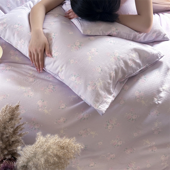 91家纺网 家纺一手货源 找家纺 窝米 2025春季新品全棉双层纱油画风花卉四件套系列（梦境花园、花研巧语） 莓瑰语