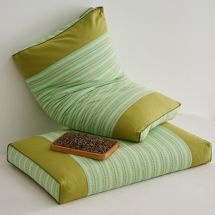 91家纺网 家纺一手货源 找家纺 （总）乐可 2025新款3D条纹方枕枕头枕芯