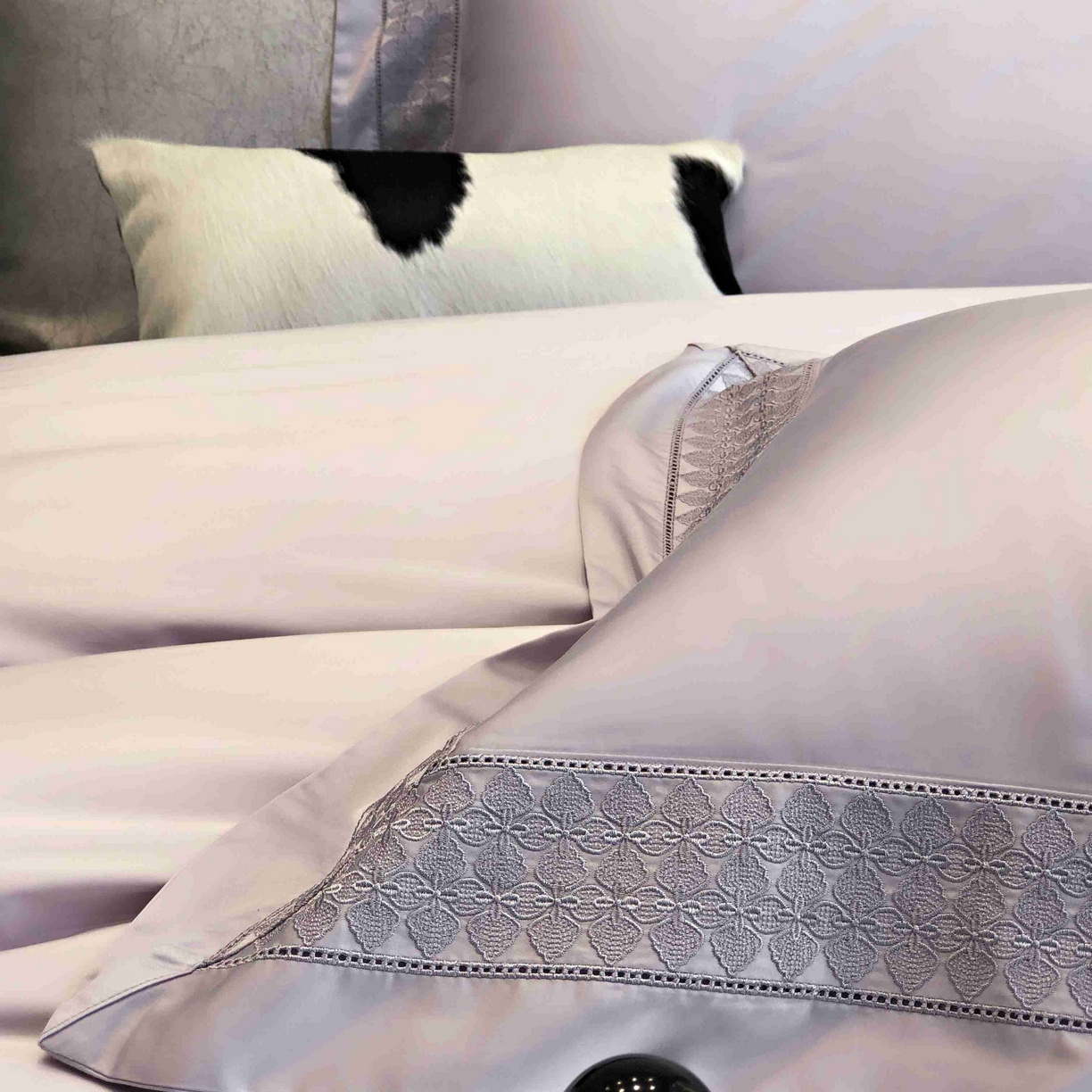 91家纺网 家纺一手货源 找家纺 涞澳家纺 2025新款60S天丝棉花边款四件套-星雅 星雅-紫玉兰