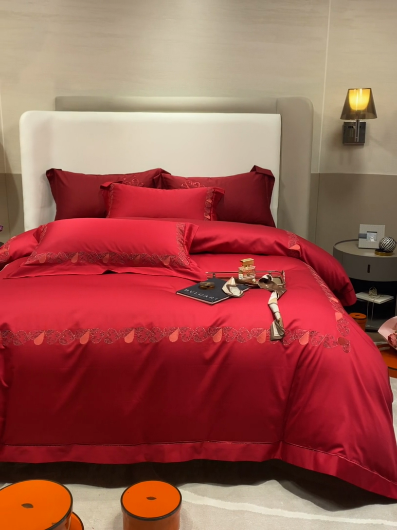 91家纺网 家纺一手货源 找家纺 涞澳家纺 2025新款婚庆款四件套 缘定今生