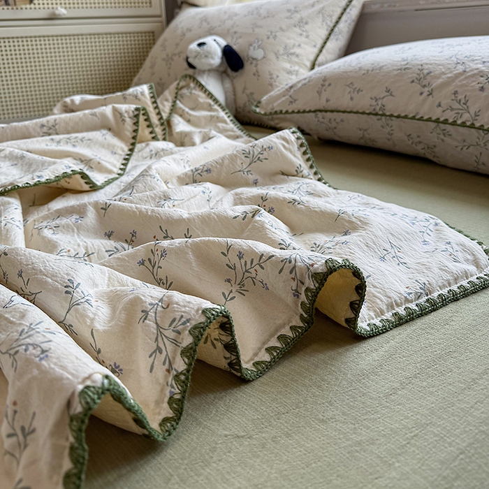 91家纺网 家纺一手货源 找家纺 星巴k家纺 2025新款春夏云感双层纱A类母婴级三角针夏被贝壳边夏凉被贝壳绣【可提供买家秀】 贝壳绣-森田小兔