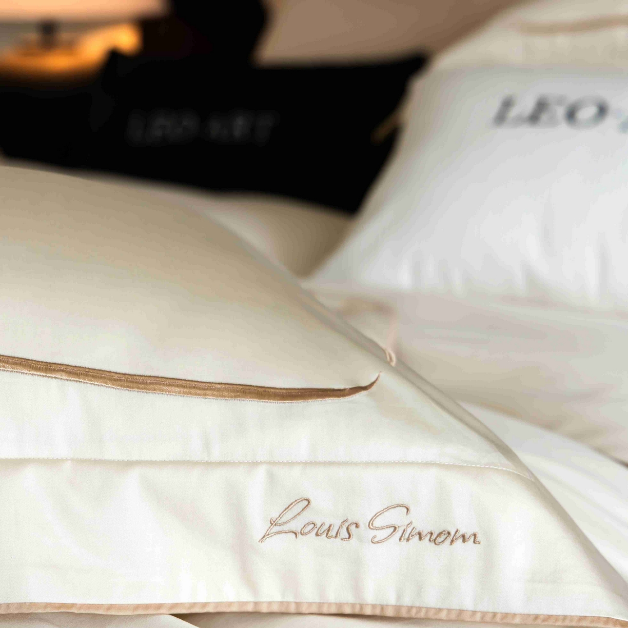 91家纺网 家纺一手货源 找家纺 涞澳家纺 2025新款80S全棉贡缎小蛮腰四件套-浅依 浅依-奶白