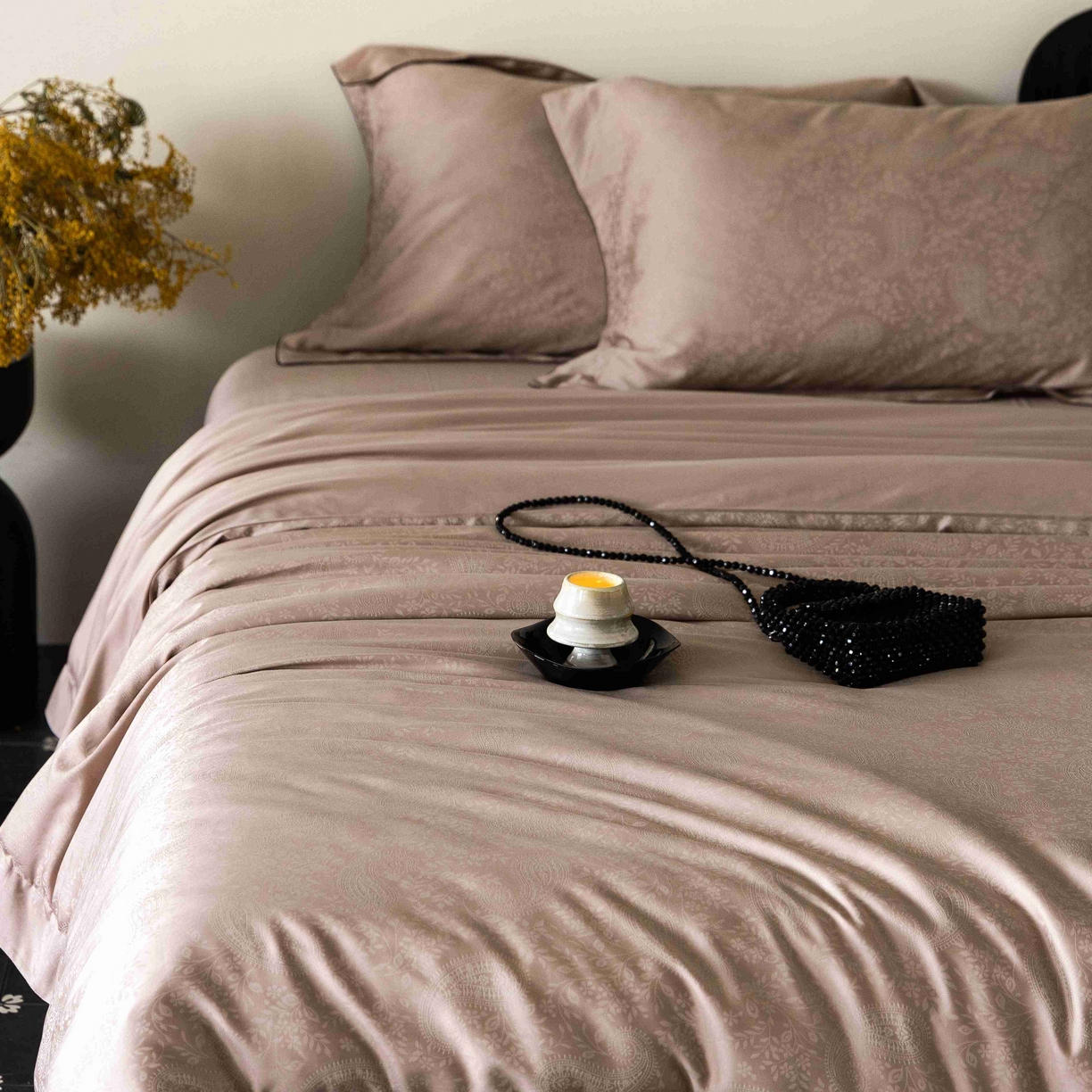 91家纺网 家纺一手货源 找家纺 涞澳家纺 2025新款60支天丝棉提花四件套 海瑟薇-山砚色