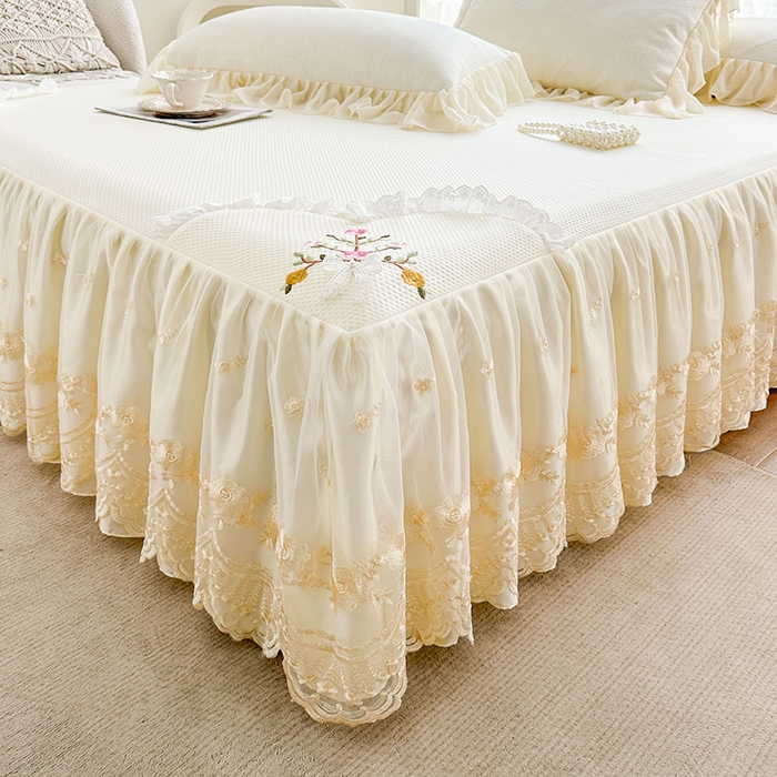 91家纺网 家纺一手货源 找家纺 （总）好儿喜家纺 2025新款春意浓系列凉席床裙冰丝席床罩凉席韩式凉感豆豆凉席床盖