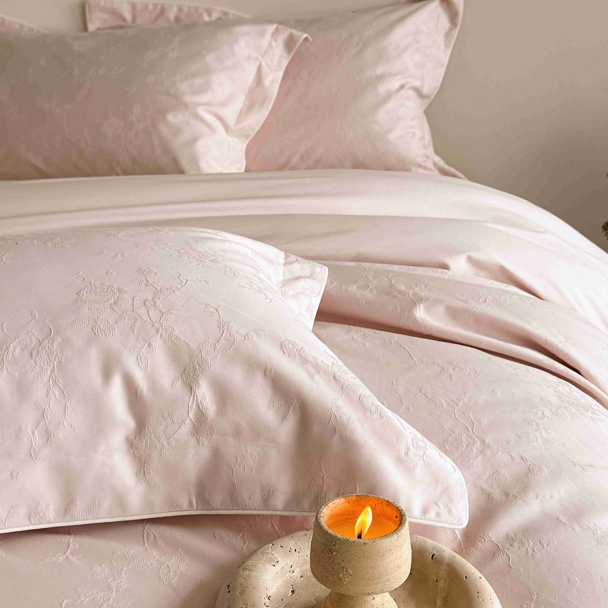 91家纺网 家纺一手货源 找家纺 涞澳家纺 2025新款全棉提花四件套 美玲-贝壳粉 