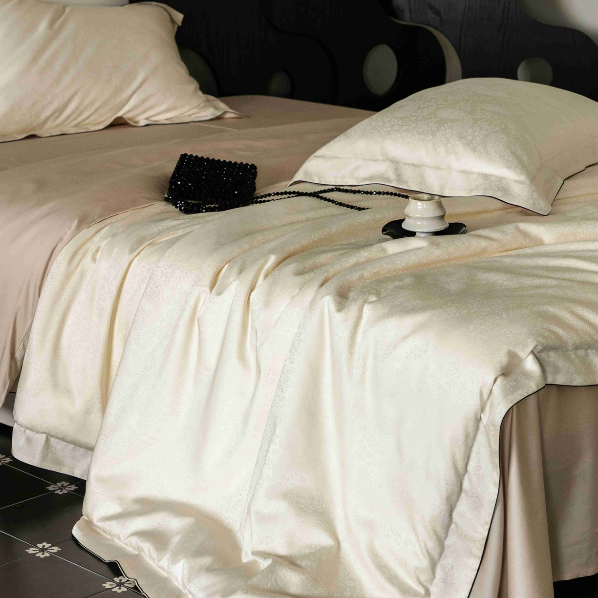 91家纺网 家纺一手货源 找家纺 涞澳家纺 2025新款60支天丝棉提花四件套 海瑟薇-明月白