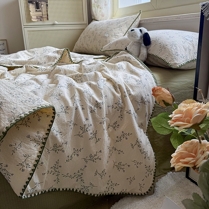 91家纺网 家纺一手货源 找家纺 星巴k家纺 2025新款春夏云感双层纱A类母婴级三角针夏被贝壳边夏凉被贝壳绣【可提供买家秀】 贝壳绣-森田小兔