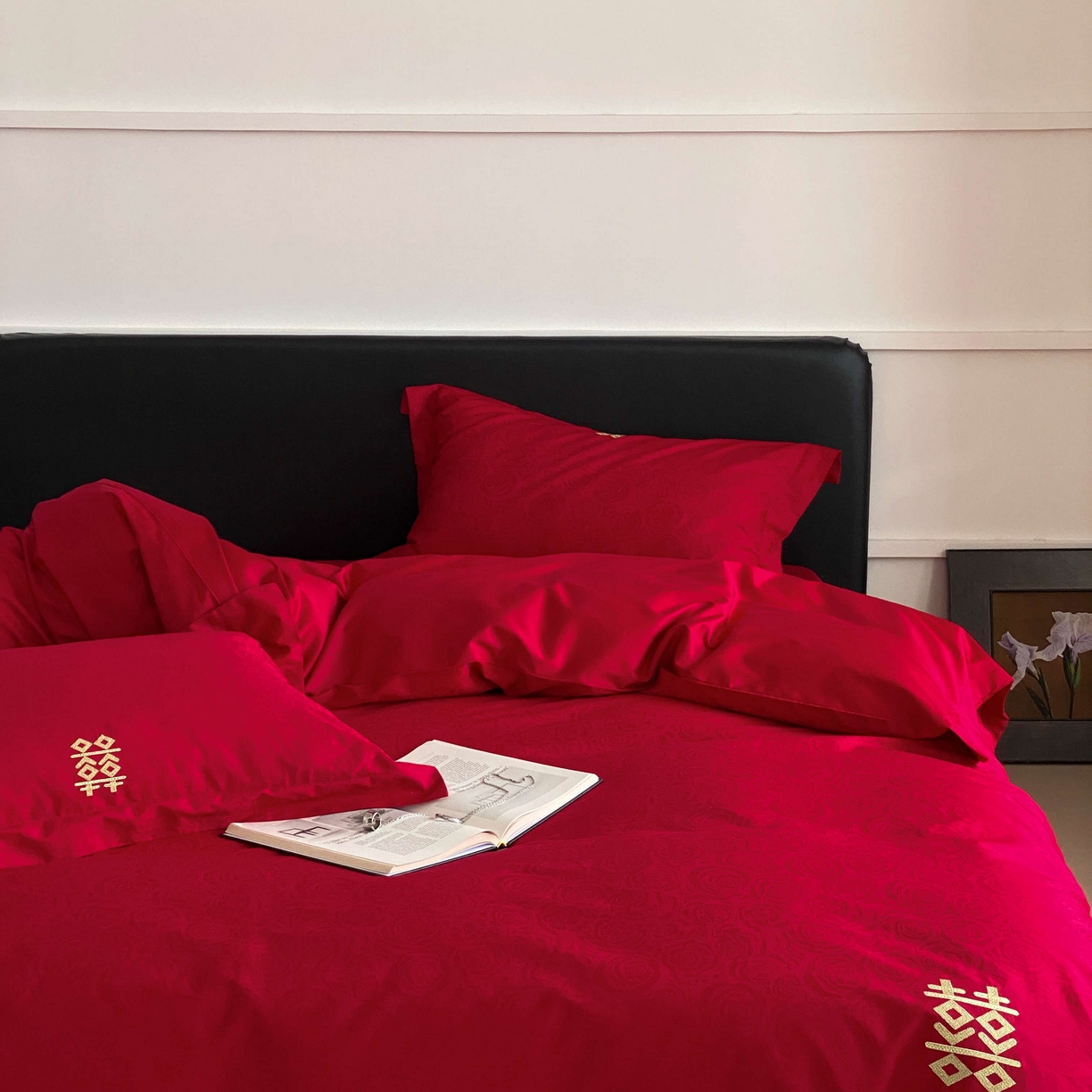 91家纺网 家纺一手货源 找家纺 涞澳家纺 2025新款婚庆款四件套 幸福花海