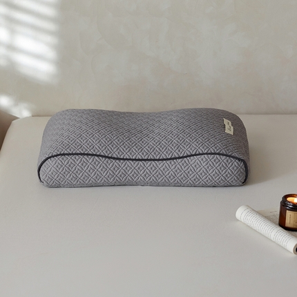 91家纺网 家纺一手货源 找家纺 （总）她喜爱枕芯 2025新款凉感护颈荞麦枕