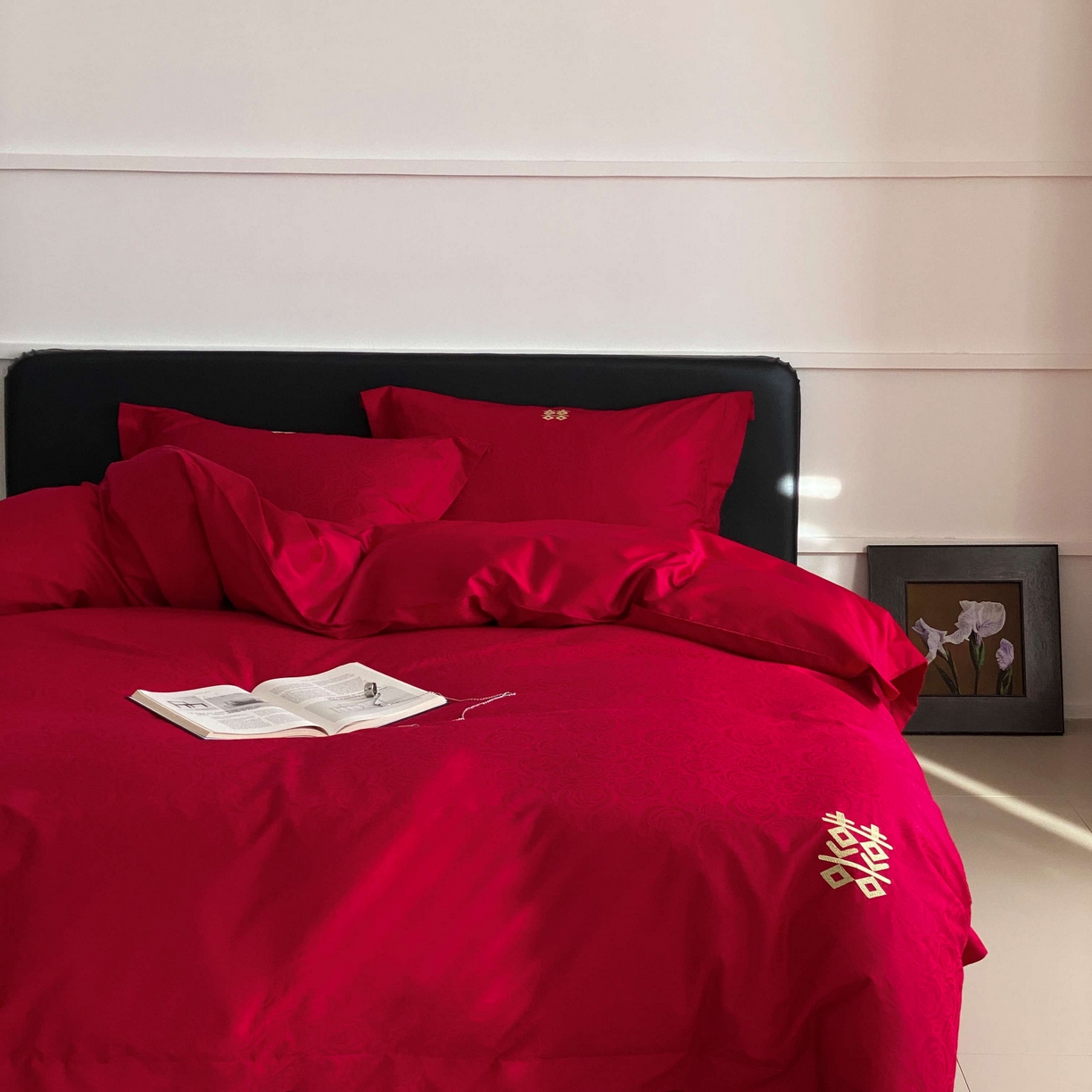 91家纺网 家纺一手货源 找家纺 涞澳家纺 2025新款婚庆款四件套 幸福花海