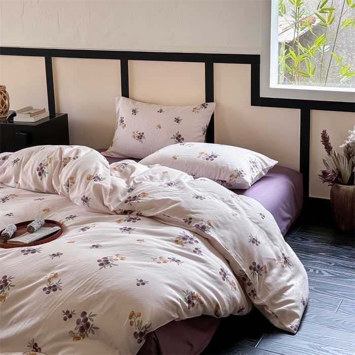 91家纺网 家纺一手货源 找家纺 窝米 2025春季新品全棉双层纱油画风花卉四件套系列（梦境花园、花研巧语） 枇杷园