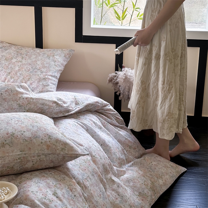 91家纺网 家纺一手货源 找家纺 窝米 2025春季新品全棉双层纱油画风花卉四件套系列（梦境花园、花研巧语） 梦境花园黄