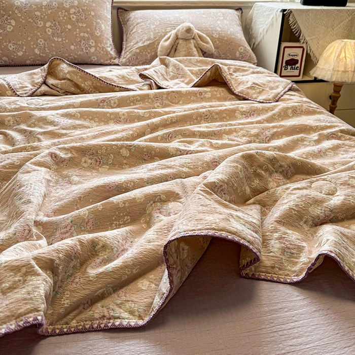 91家纺网 家纺一手货源 找家纺 星巴k家纺 2025新款春夏云感双层纱A类母婴级三角针夏被贝壳边夏凉被贝壳绣【可提供买家秀】 贝壳绣-爱如星辰