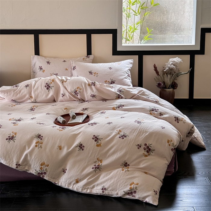 91家纺网 家纺一手货源 找家纺 窝米 2025春季新品全棉双层纱油画风花卉四件套系列（梦境花园、花研巧语） 枇杷园