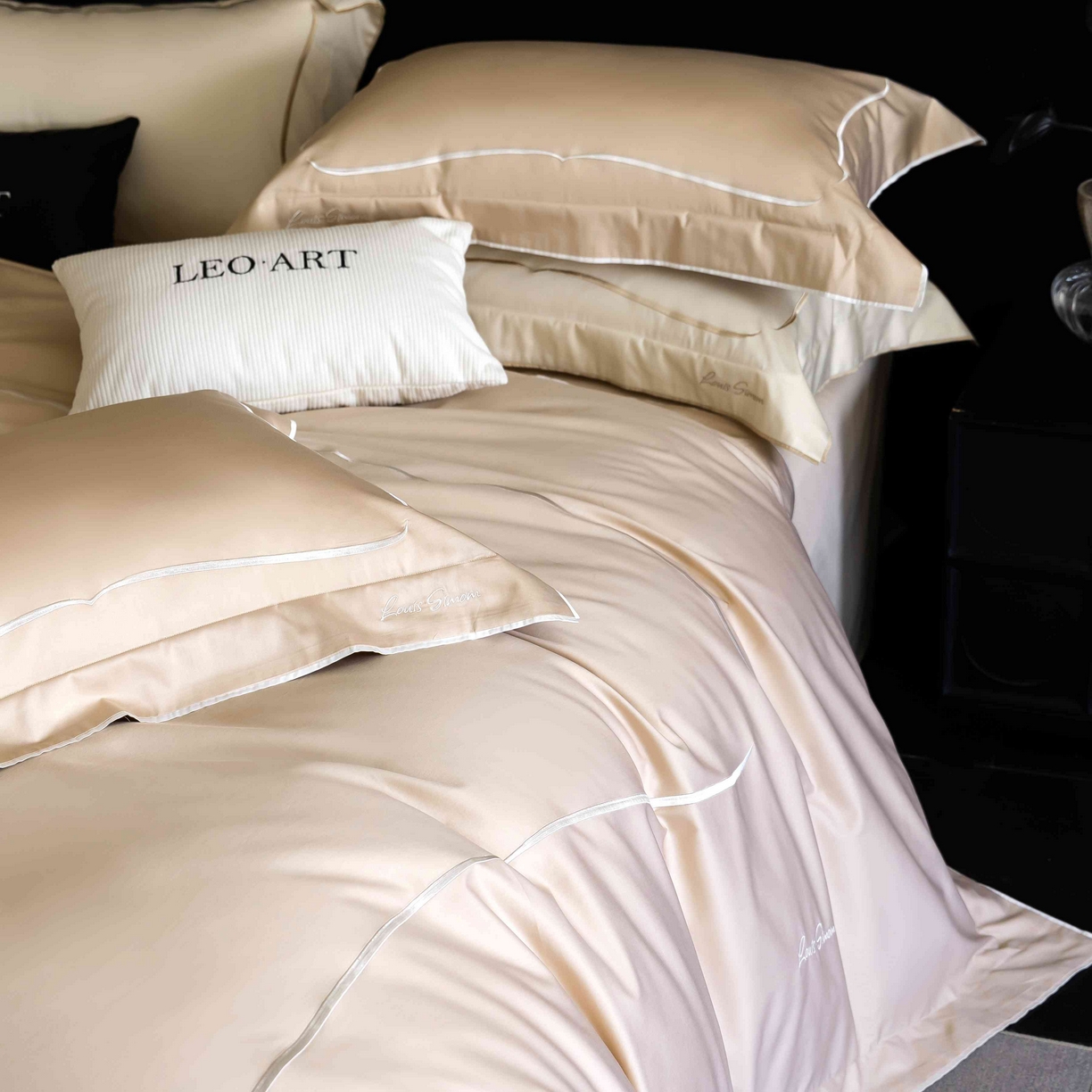 91家纺网 家纺一手货源 找家纺 涞澳家纺 2025新款80S全棉贡缎小蛮腰四件套-浅依 浅依-香槟