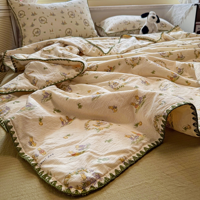 91家纺网 家纺一手货源 找家纺 星巴k家纺 2025新款春夏云感双层纱A类母婴级三角针夏被贝壳边夏凉被贝壳绣【可提供买家秀】 贝壳绣-兔子欢喜