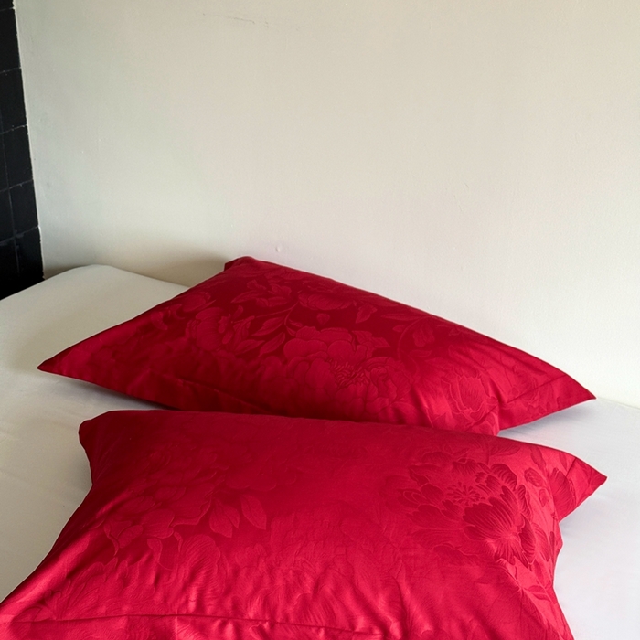 91家纺网 家纺一手货源 找家纺 鹿班家居 2025新款100S长绒棉提花单品枕套（第二组）【标准会员-2元】 单品枕套-玫瑰美遇红色