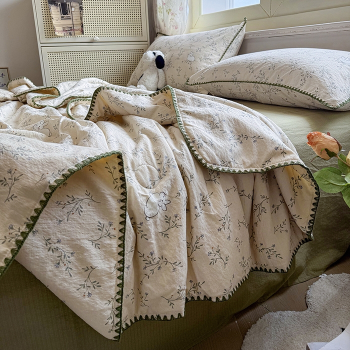 91家纺网 家纺一手货源 找家纺 星巴k家纺 2025新款春夏云感双层纱A类母婴级三角针夏被贝壳边夏凉被贝壳绣【可提供买家秀】 贝壳绣-森田小兔